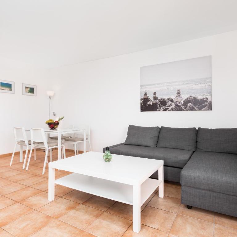 Home2Book Las Vistas Corralejo, Amazing Terrace - Two-Bedroom Apartment - 9