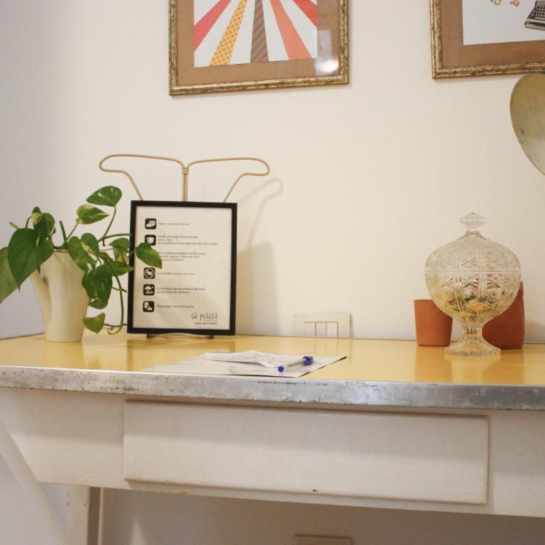 Sa Prazza GuestHouse - Double Room with Private Bathroom - 9