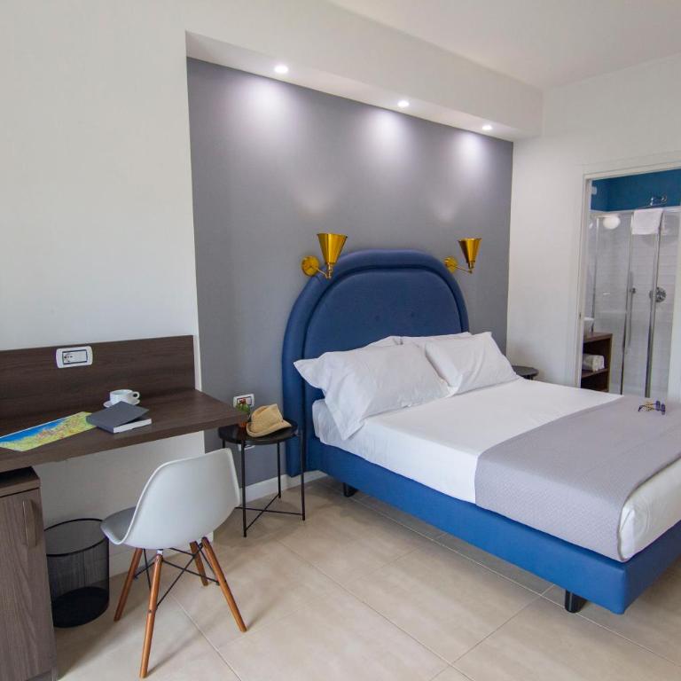 Mako Sorrento Suites - Camera Matrimoniale - 4