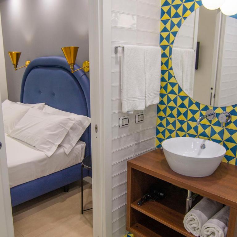 Mako Sorrento Suites - Camera Matrimoniale - 8
