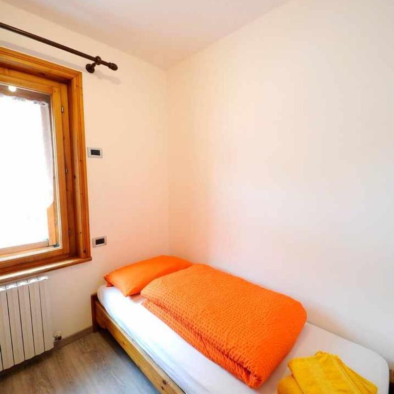 Residence Casa Longa by Livigno Accomodation - Appartamento con 2 Camere da Letto - 1° Piano - 3