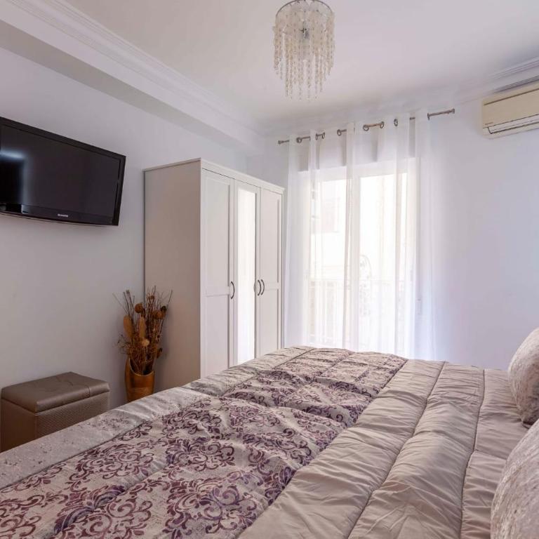 Apartamento Mariana Pineda Centro - Two-Bedroom Apartment - 39