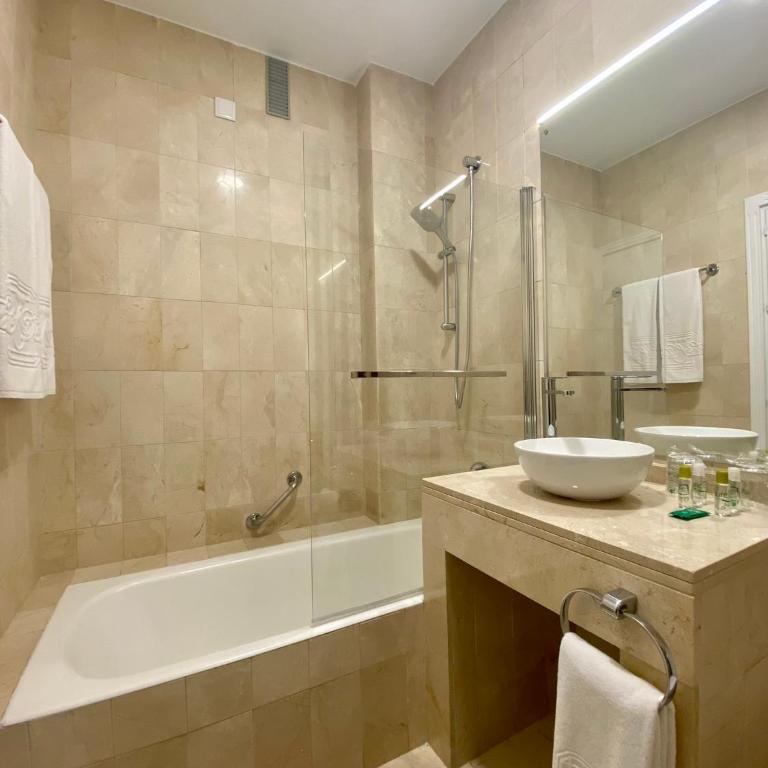 Hotel Derby Sevilla - Habitación Doble - 1 o 2 camas - 9