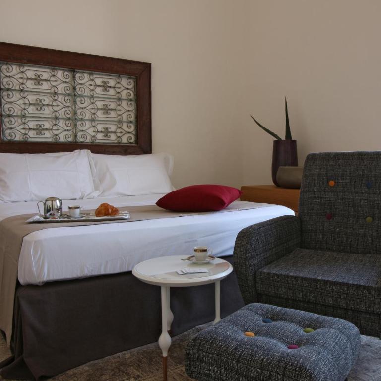 Melodia3 Suites Noto - Camera Tripla con Vista Mare - 8