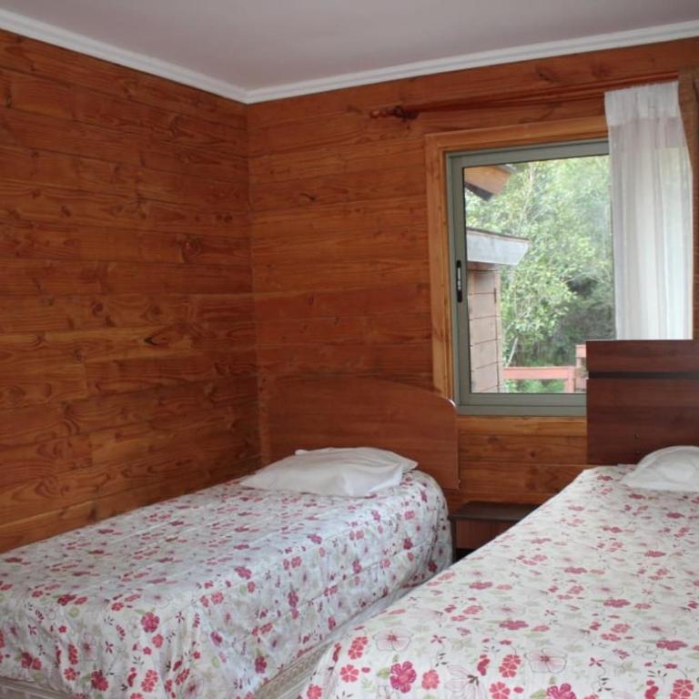 Casa Country Pucón - Three-Bedroom House - 18
