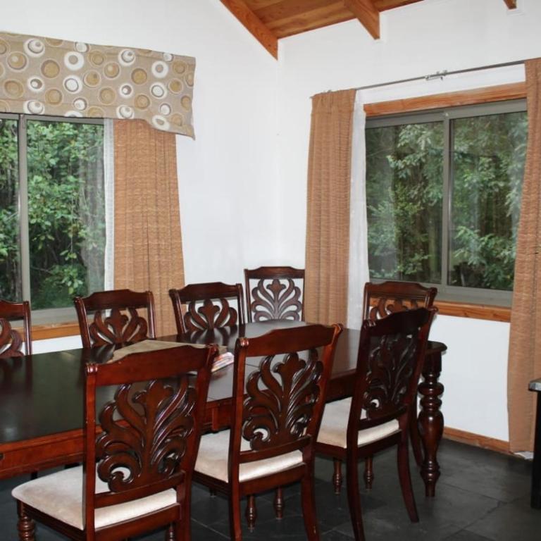Casa Country Pucón - Three-Bedroom House - 16