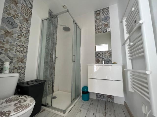 Studio proche de la plage de l'almanarre - Appartement 1 Chambre - 3