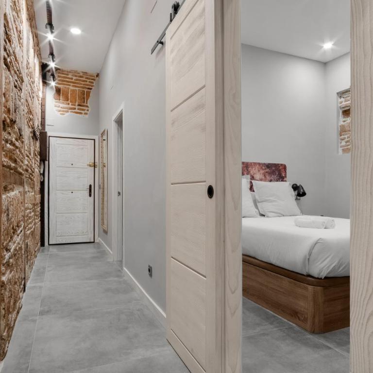 Royal Palace II - Two-Bedroom Apartment - 19