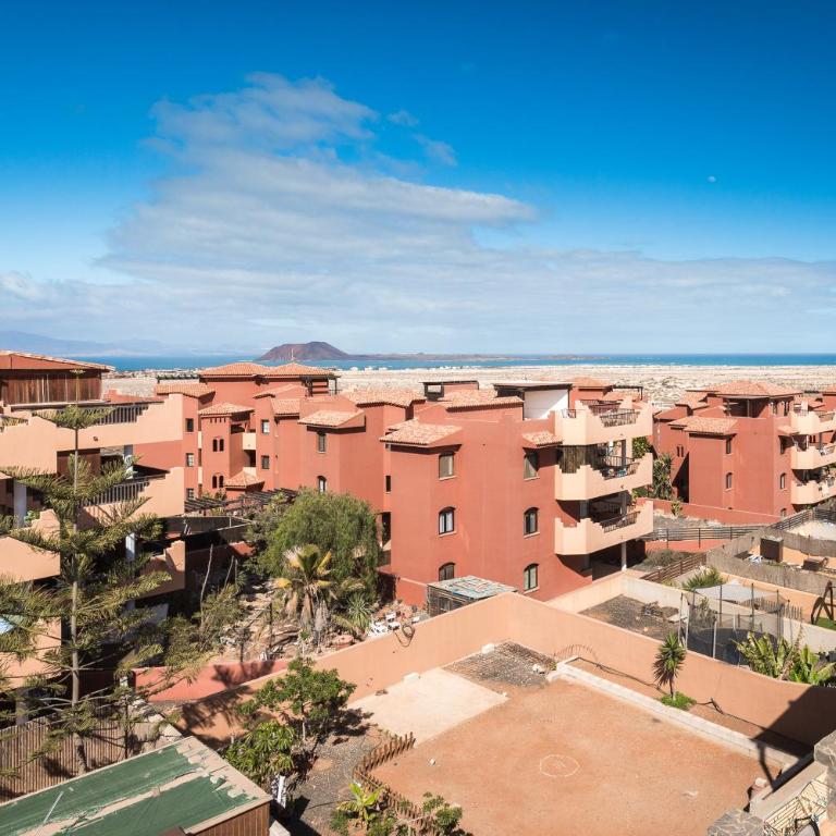 Home2Book Las Vistas Corralejo, Amazing Terrace - Two-Bedroom Apartment - 24