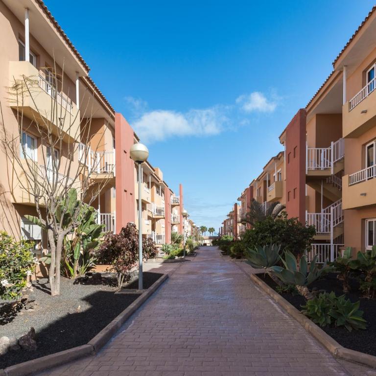 Home2Book Las Vistas Corralejo, Amazing Terrace - Two-Bedroom Apartment - 25