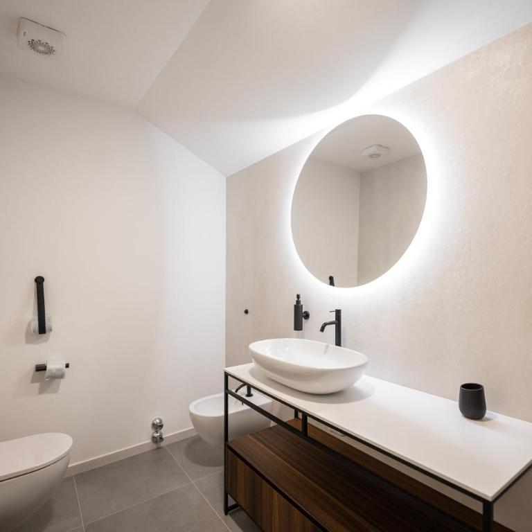 Guesthouse diWINE - Camera Matrimoniale con Bagno Privato - 12