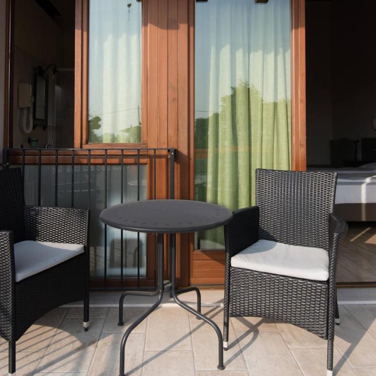 Agriturismo Al-Bor - Camera Familiare con Balcone - 2