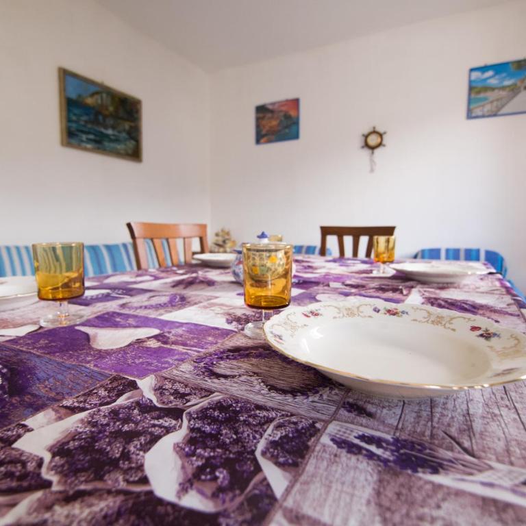 Noemi Apartment 5 Lands Paradise - Three-Bedroom Apartment - 17