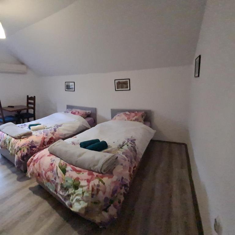 Hostel FM - Double Room - 3