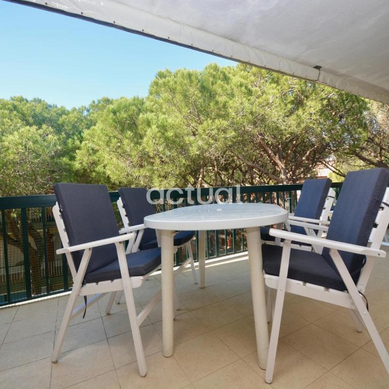 CAPISA ESC D-6 - Apartamento de 3 dormitorios - 1