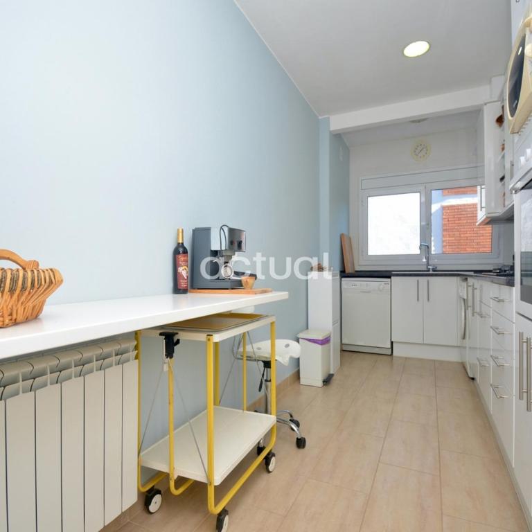 CAPISA ESC D-6 - Apartamento de 3 dormitorios - 2