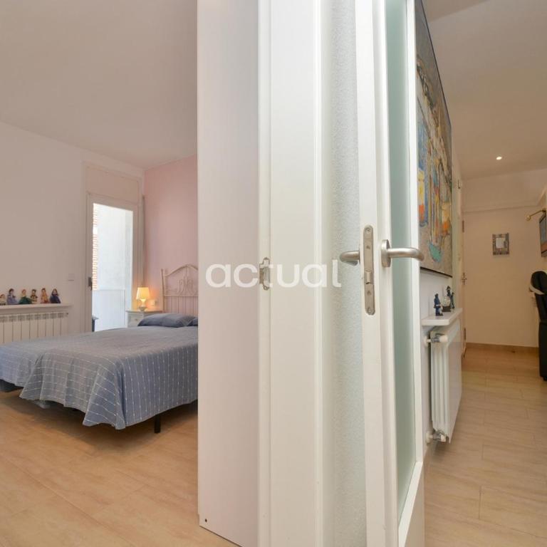 CAPISA ESC D-6 - Apartamento de 3 dormitorios - 36