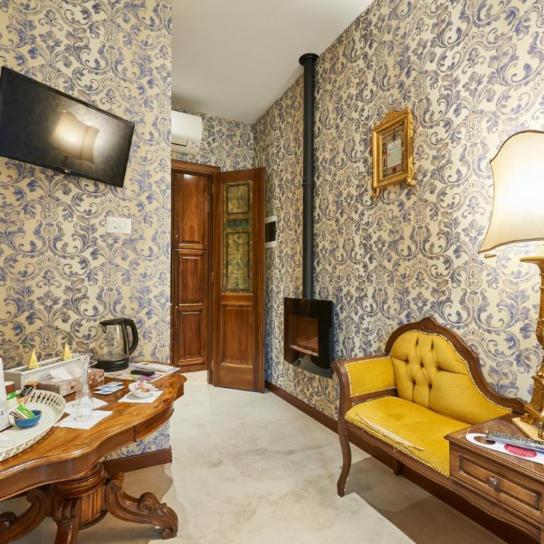 Fabrizio's Rooms - Camera King Standard - 24