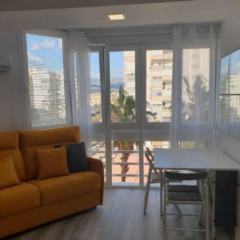 Estudio Amalfi - Estudio con cama extragrande y sofá cama - 21