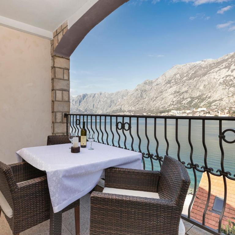 Apartments Vuković - Studio with Sea View - 23