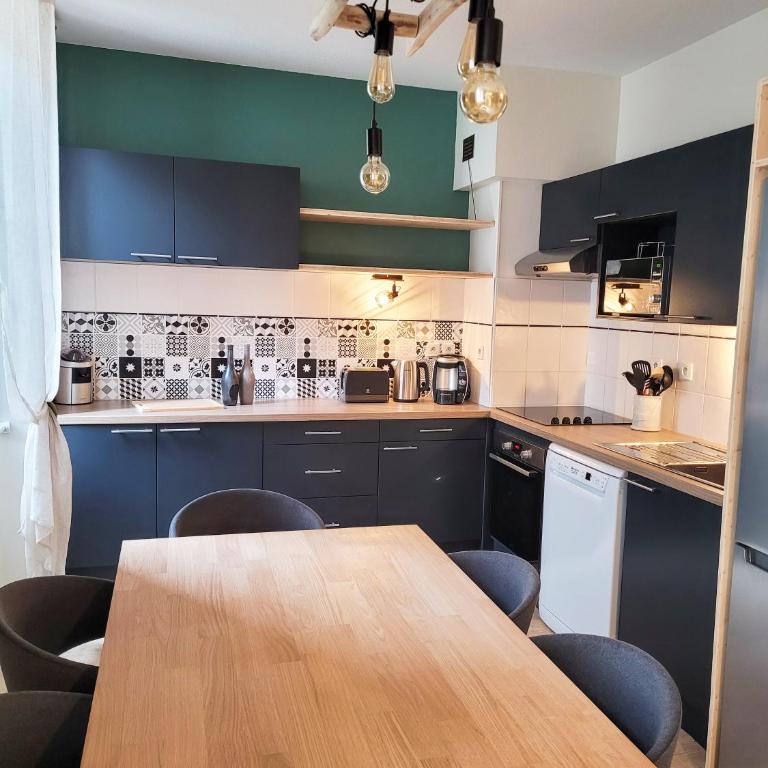 Très bel appartement T3 HYPER CENTRE ENTIEREMENT RENOVE EN 2022 - Appartement 2 Chambres - 18