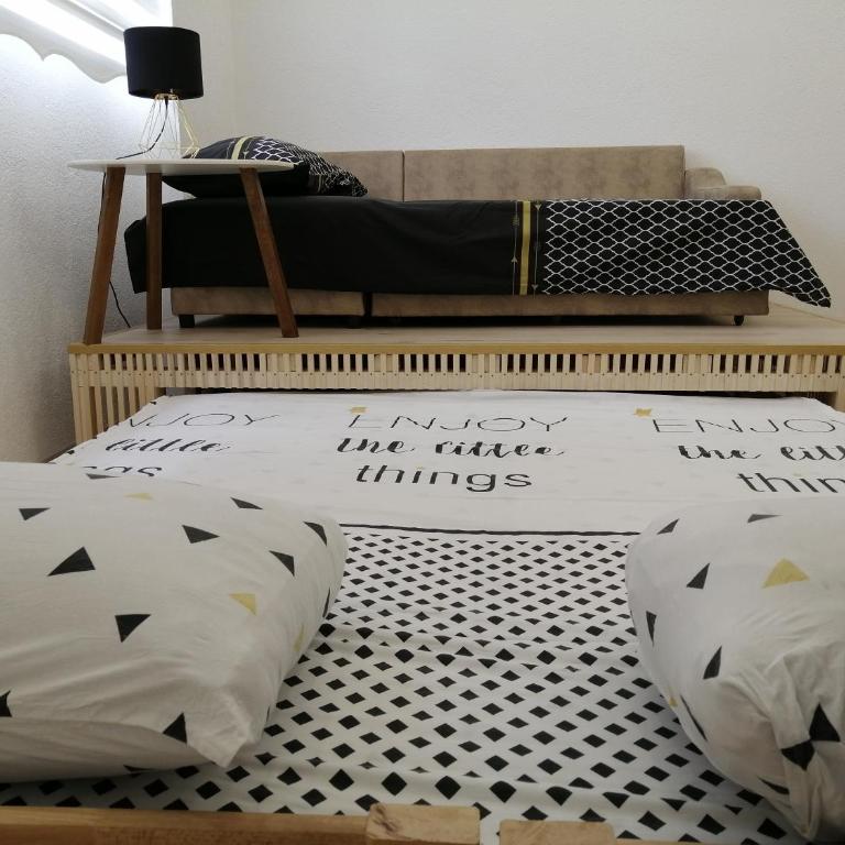 Studio Apartment - A Bit Of Joy - Studio Apartman - 44