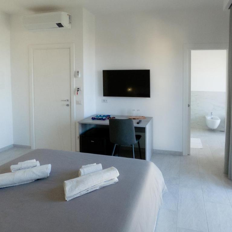 Le Tre CCC - Double Room with Balcony - 5