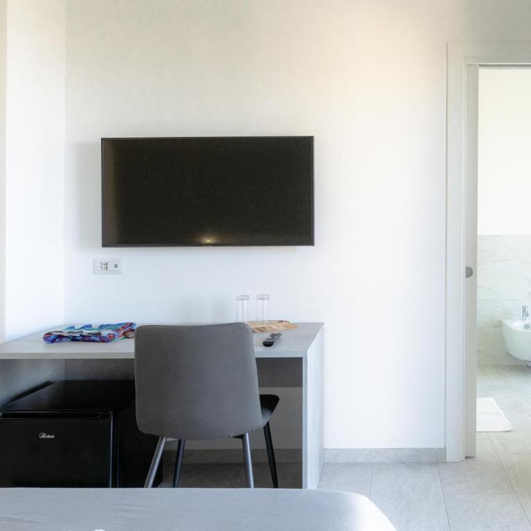 Le Tre CCC - Double Room with Balcony - 4