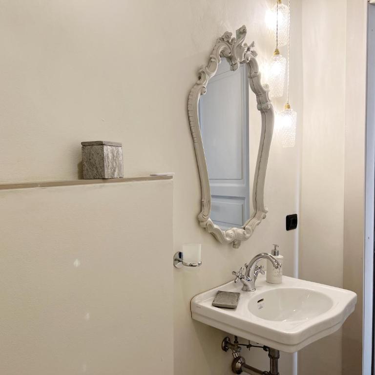 Lovely nest in Parma centro - One-Bedroom Apartment - 17