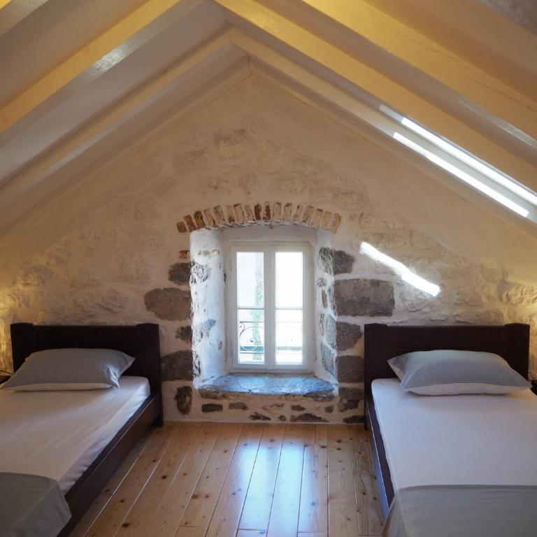 Romantic stone house by the sea **** - Villa with Sea View - 28
