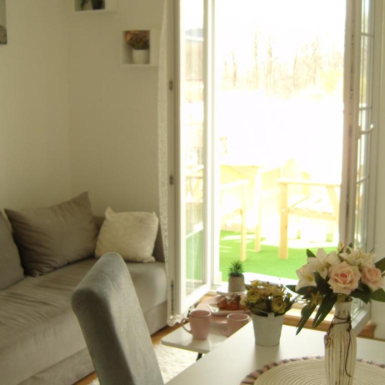 Lux Natural - One-Bedroom Apartment - 17