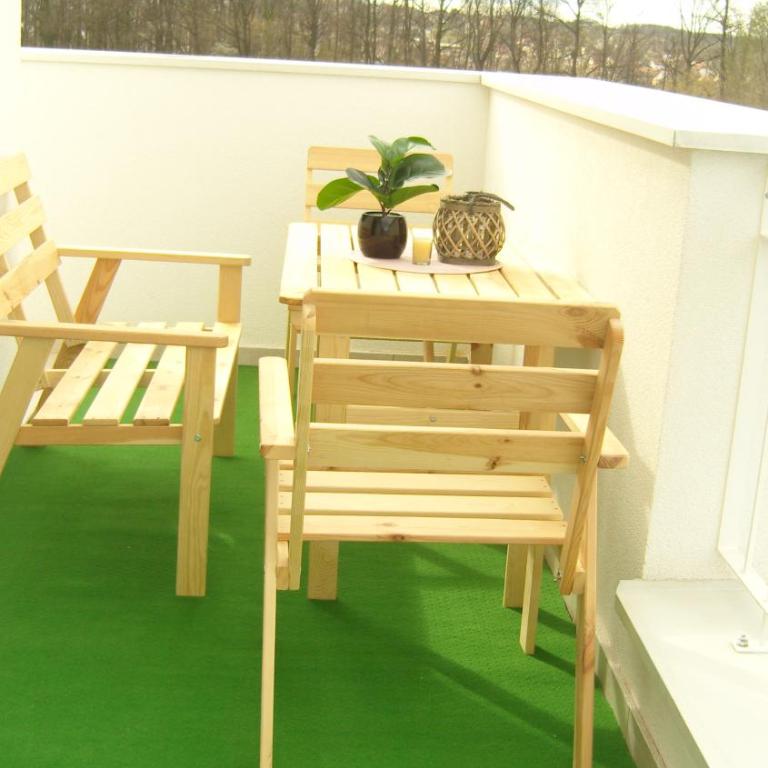Lux Natural - One-Bedroom Apartment - 60