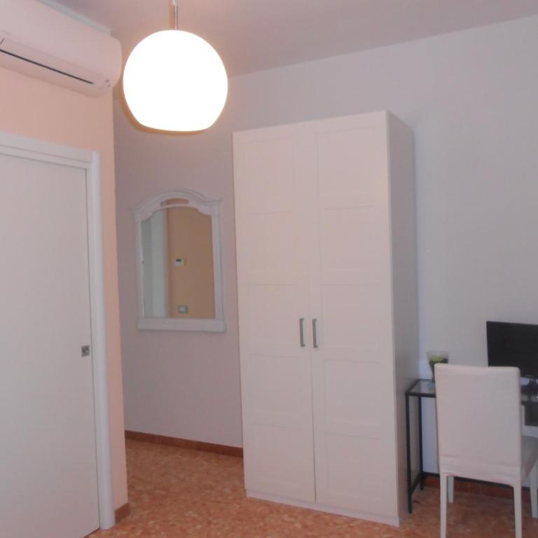 Gino's House - Twin Room with Bathroom - 7