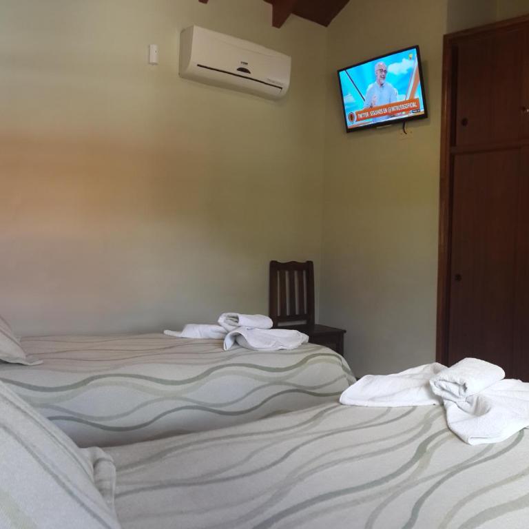 DEL INFINITO - Twin Room with Pool View - 7