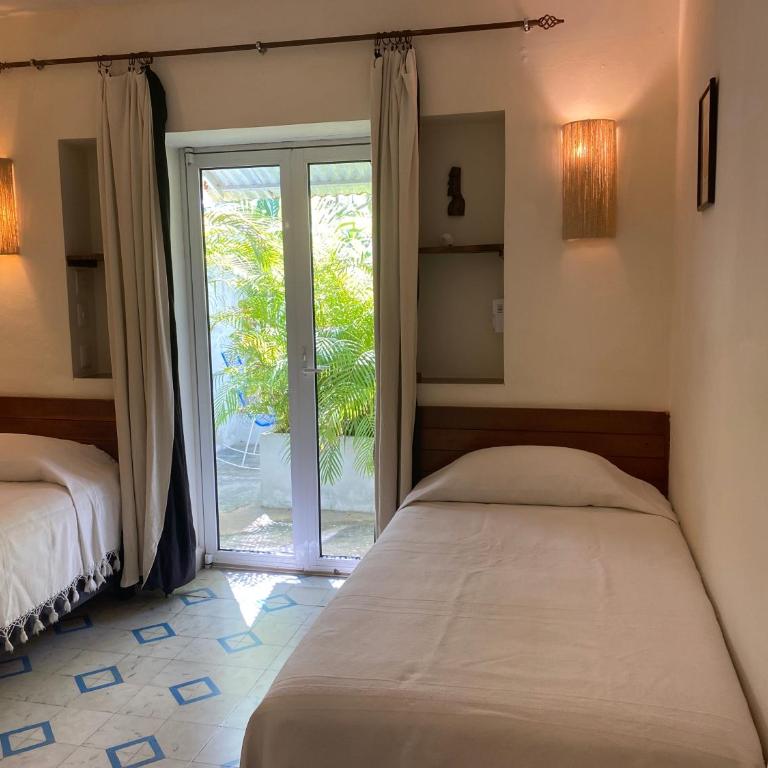 Hotel La Piazzetta - Standard Twin Room - 3