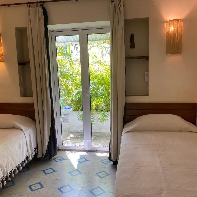 Hotel La Piazzetta - Standard Twin Room - 4