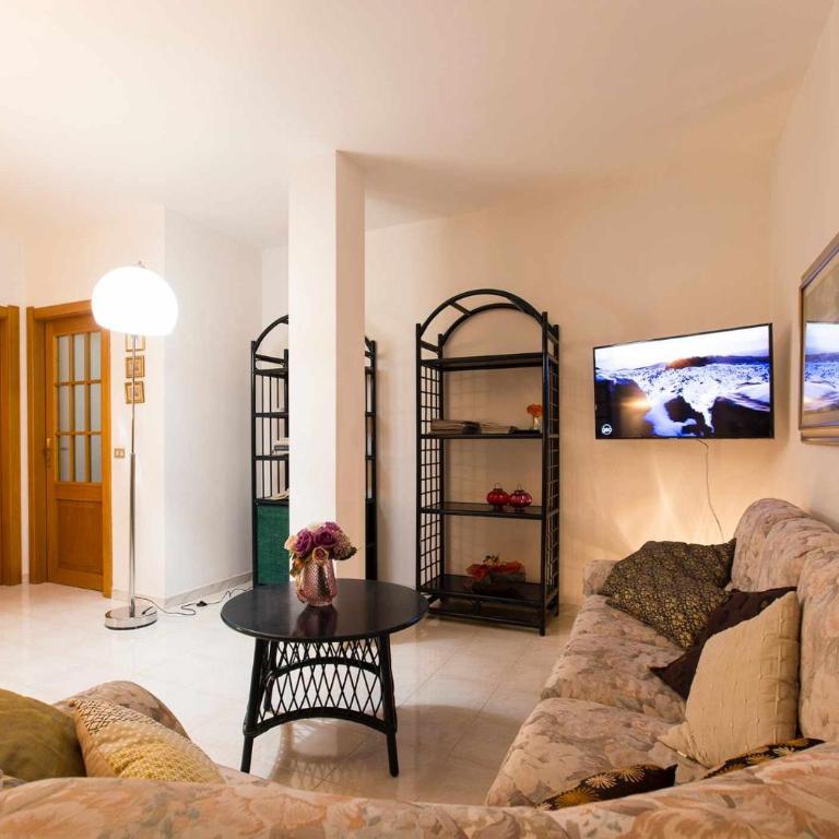 Alghero Attico Angela con grande veranda - Three-Bedroom Vacation Home - 9