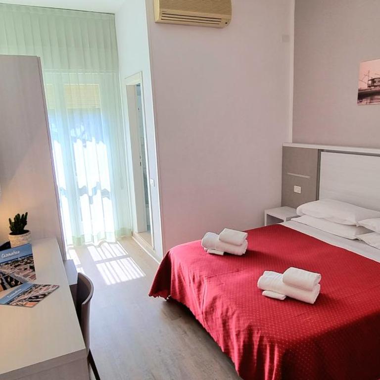 Hotel Camay - Camera Matrimoniale con Balcone - 6