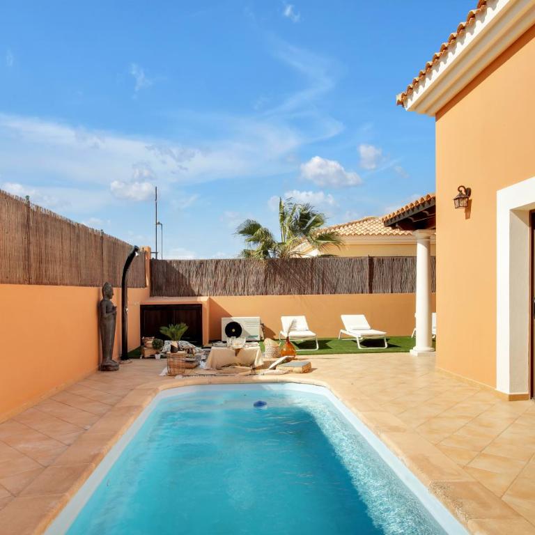 Villa Corralejo - Three-Bedroom Villa - 41
