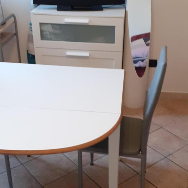 Via Pioppa 24 - Monolocale King con Divano-Letto - 12