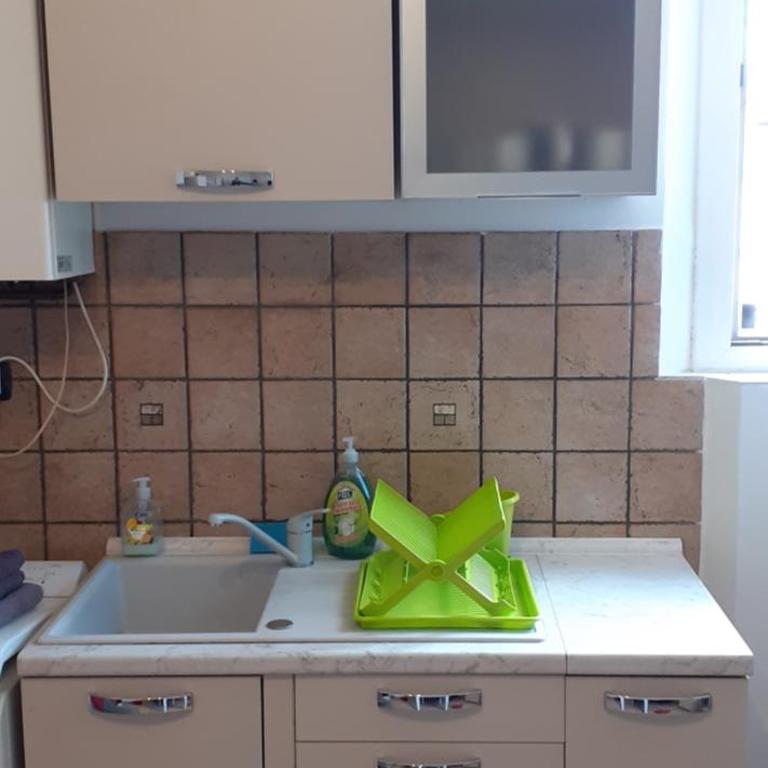 Via Pioppa 24 - Monolocale King con Divano-Letto - 1