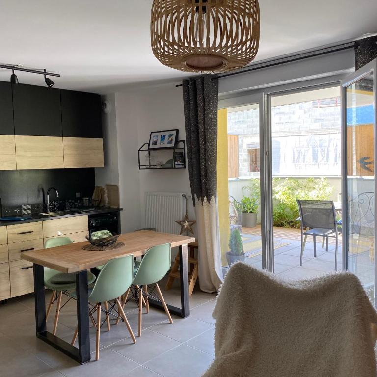 La Tintaine- T2 avec Terrasse - Apartment with Terrace - 11