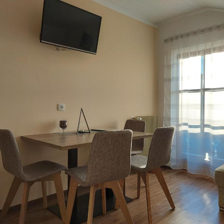 Alpenrose - Apartment mit 1 Schlafzimmer - 2