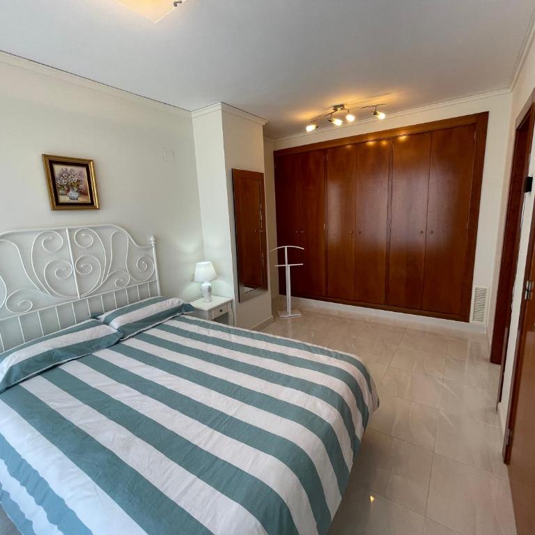 Mesana 102 / Penthouse - Two-Bedroom Apartment - 14