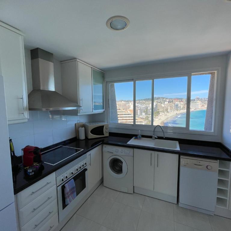 Mesana 102 / Penthouse - Two-Bedroom Apartment - 10