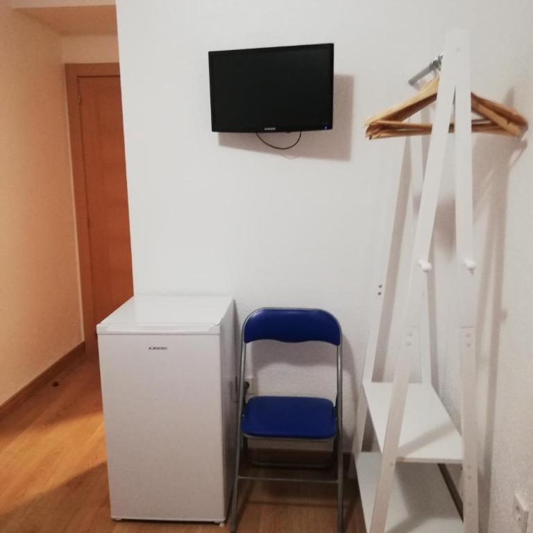 Hostal Rosa - Double Room with Private Bathroom - 5