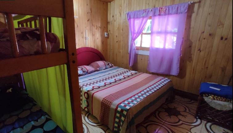Alojamiento El Bosque - Family Room with Shower - 11
