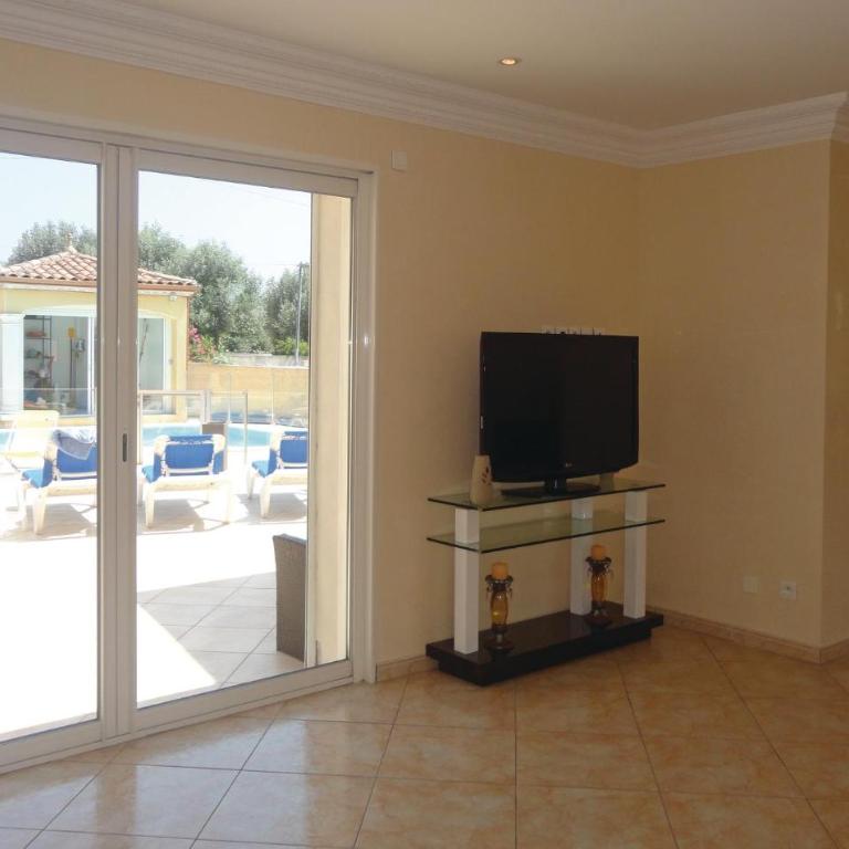 4 Bedroom Cozy Home In Grau D'agde - Maison de Vacances 4 Chambres - 24