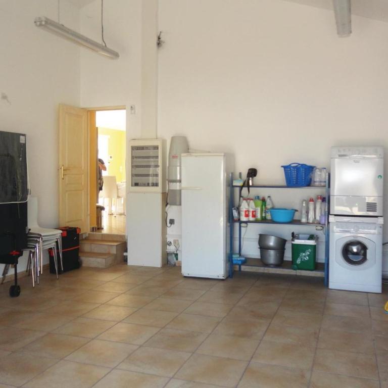 4 Bedroom Cozy Home In Grau D'agde - Maison de Vacances 4 Chambres - 30