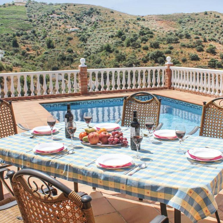 Amazing Home In Torrox Costa With Wifi - Casa Vacacional de 3 dormitorios - 10